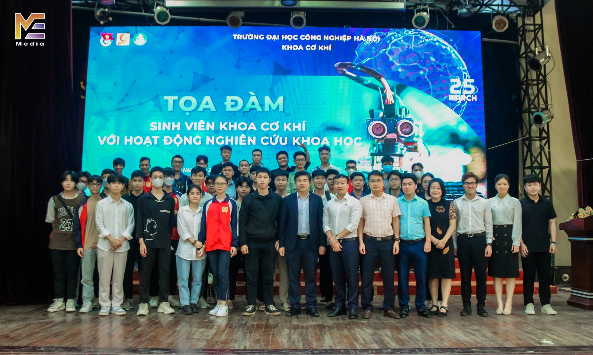 Synce với Tọa đàm "Sinh viên khoa Cơ khí với hoạt động nghiên cứu khoa học" năm 2023